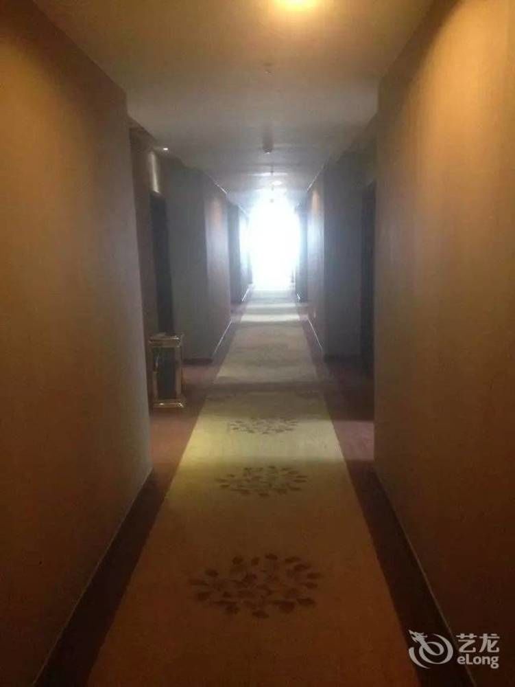 Chengdu Xiang Yu Hotel Экстерьер фото