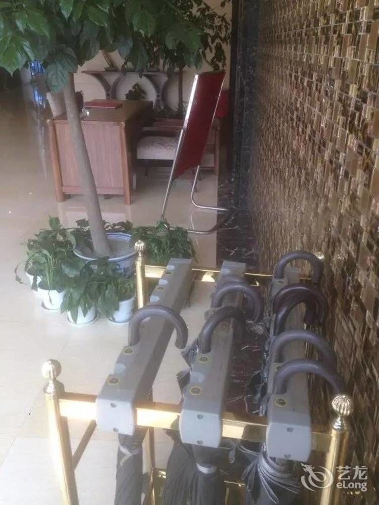 Chengdu Xiang Yu Hotel Экстерьер фото